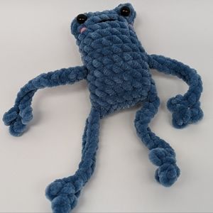 Crochet blue frog!